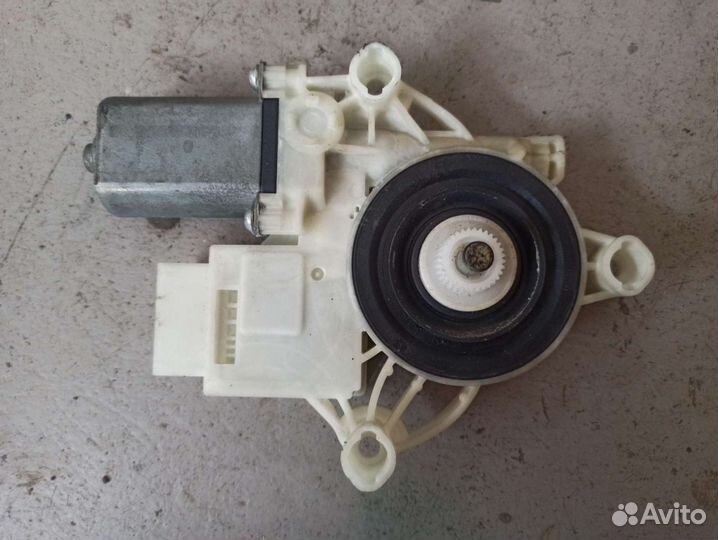 Привод стеклоподъемника BMW X5 G05