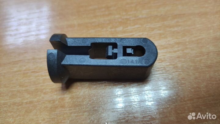 Кронштейн / Ограничитель троса сцепления Mopar