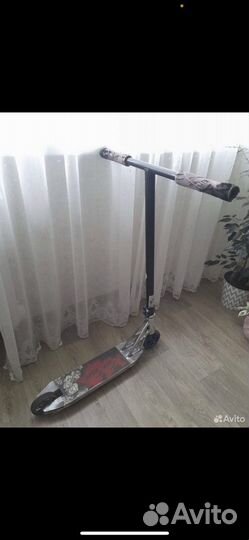 Трюковой самокат