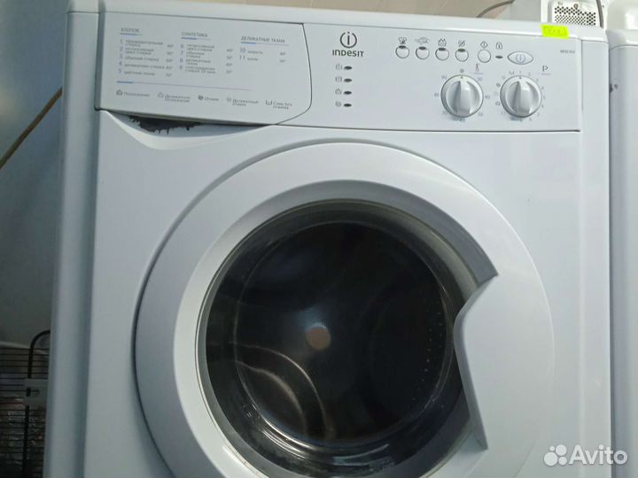 Стиральная машина Индезит wisl 102