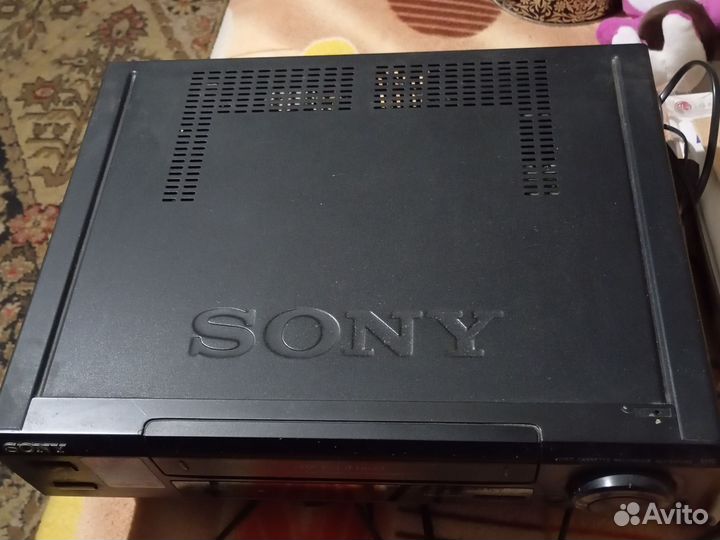 Кассетный видеомагнитофон VHS Sony SLV-E410EE