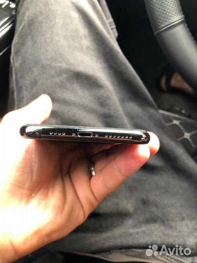 Телефон айфон 11про макс