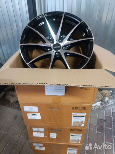 Литьё новое rays r-18 (5x114,3) 4шт