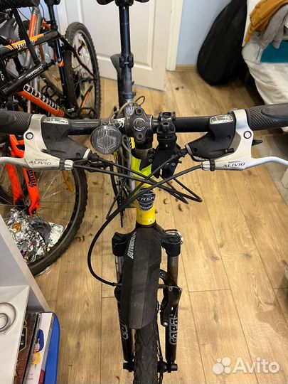 Велосипед Trek 3700, желтый