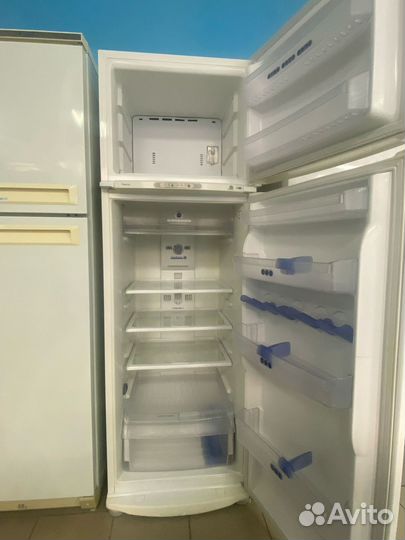 Холодильник в хорошем состоянии Б/У