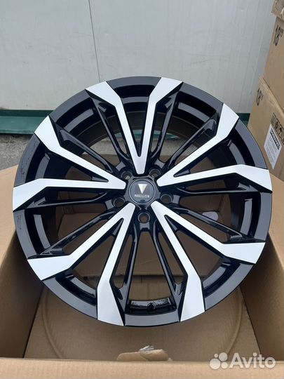 Диски R20 5x114,3 Modelista Toyota/lexus
