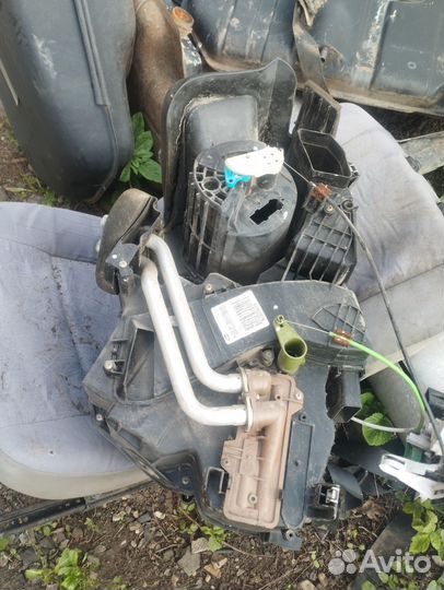 Корпус печки renault logan 1