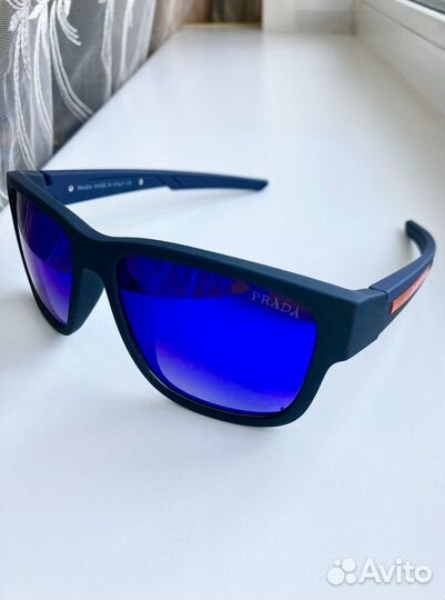 Очки Prada поляризационные солнцезащитные