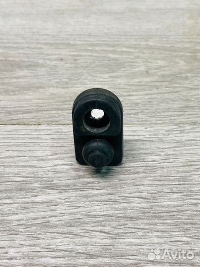 Концевик двери hyundai solaris 1 рест 1.4 MT седан