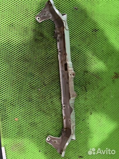 Верхняя часть телевизора Chery Indis