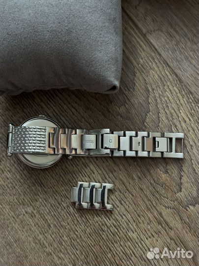 Часы guess женские