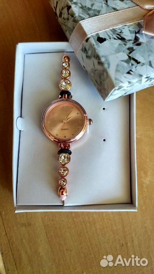 Часы-браслет