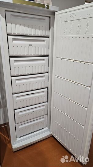 Морозильная камера Indesit