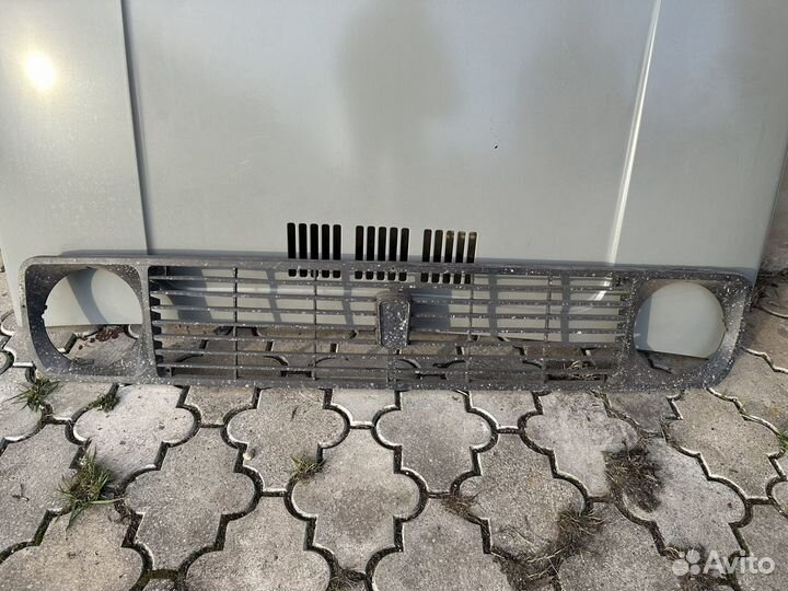 Решетка радиатора нива бампер