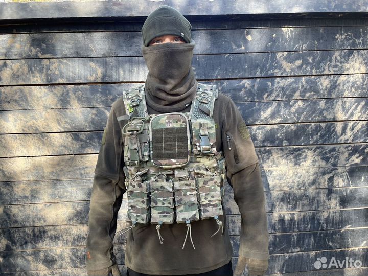 Тактический жилет с подсумками