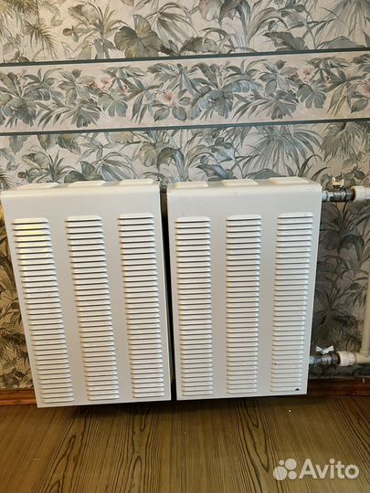 Защитный экран на чугунную батарею