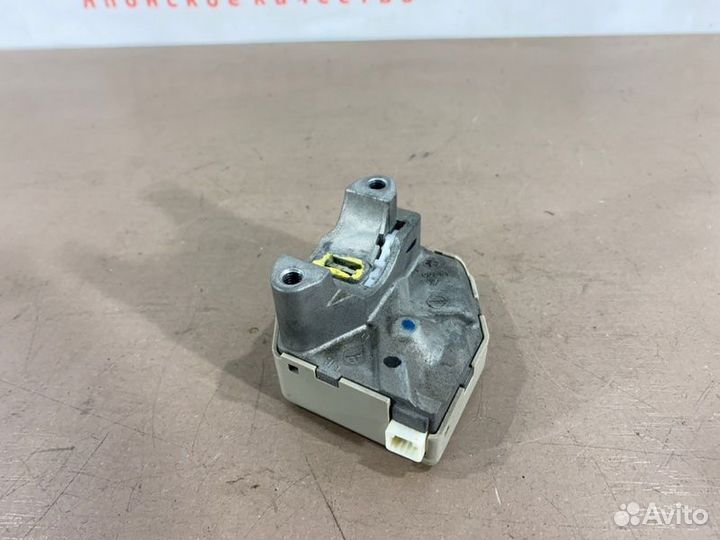 Блокиратор рулевого вала Infiniti Q50 Q60 Qx60