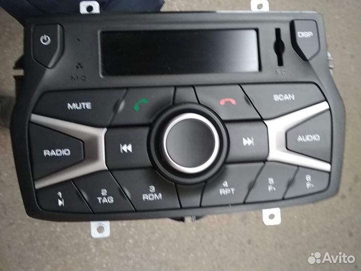 Штатная магнитола Лада Веста