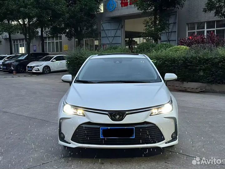 Toyota Corolla 1.2 CVT, 2022, 21 000 км