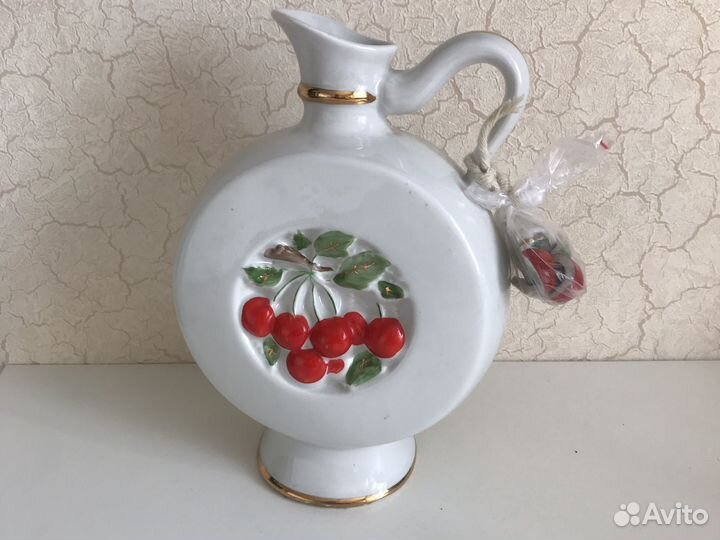 Графин лфз Вишня фарфор