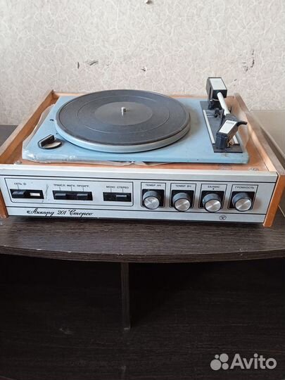 Проигрыватель винила