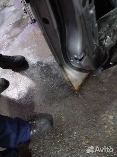 Двери передние