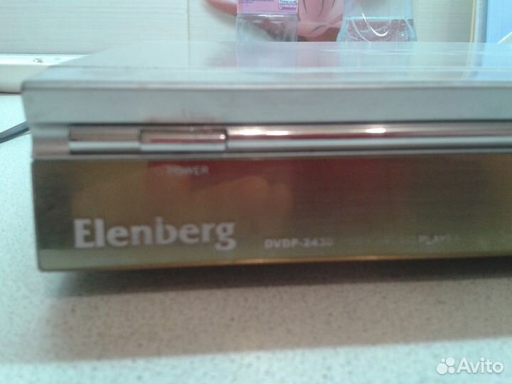 DVD проигрыватель Elenberg