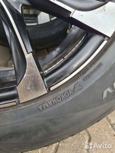 Yokohama Parada Spec-X 305/50 R20 120