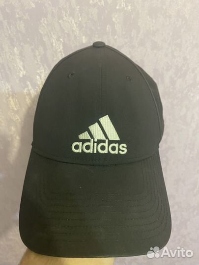 Adidas originals кепка