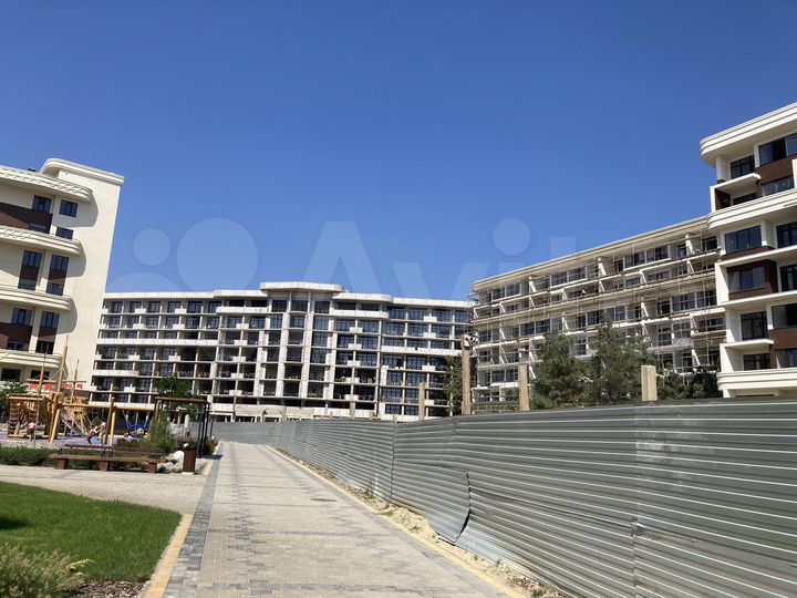 Апартаменты-студия, 42,2 м², 3/8 эт.