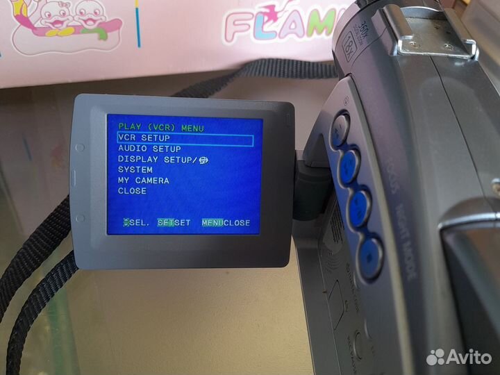 Цифровая видеокамера Canon MV 700i