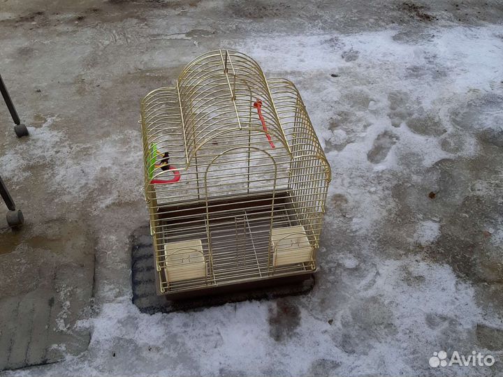 Большая клетка для птиц