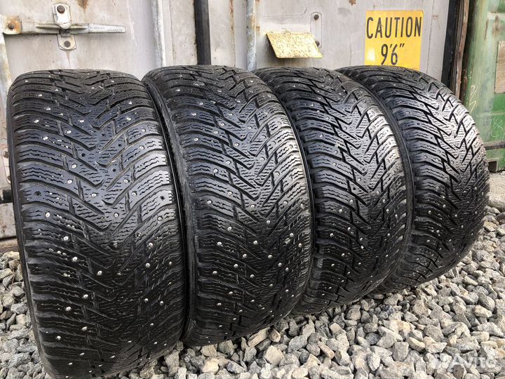 Nokian Tyres Hakkapeliitta 8 245/40 R18