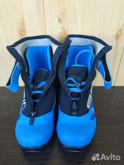 Лыжные ботинки spine