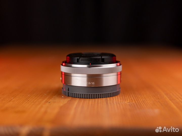 Sony 16mm f/2.8 (Sony E mount)