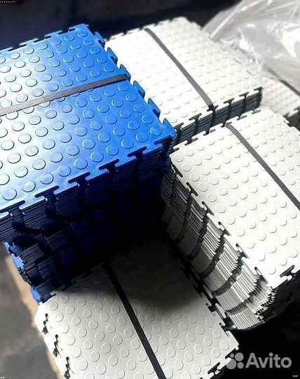 Модульное напольное покрытие