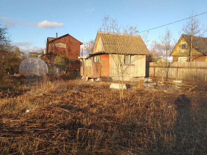 Дача 20 м² на участке 6 сот.