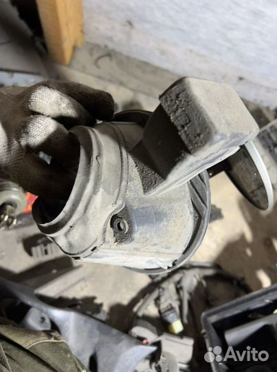 Лючок бензобака Ford Focus 1