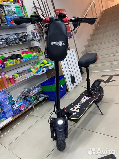 Электросамокат с сиденьем