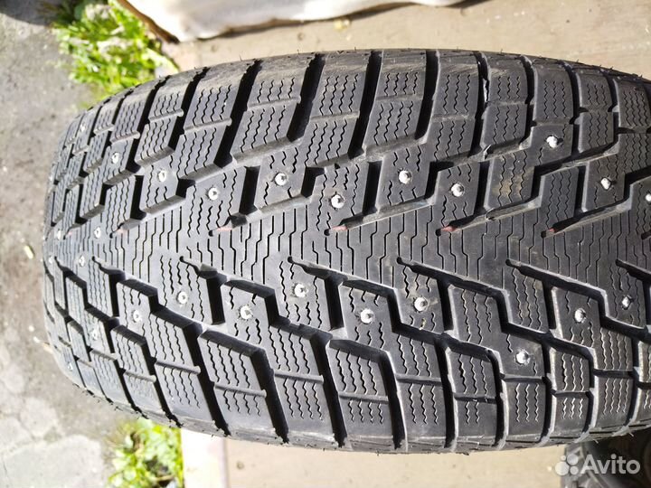 GT Radial Champiro IcePro 3 215/50 R17 95T