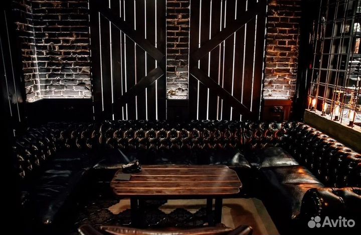 Лаундж - Бар с VIP-зоной, танцполом и караоке