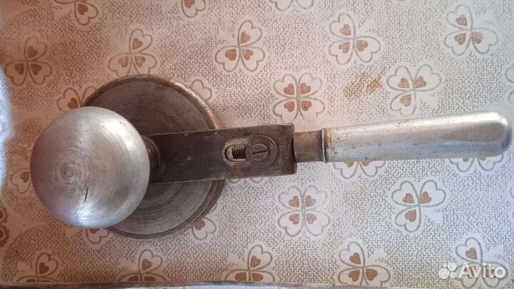 Закаточная машинка для банок СССР