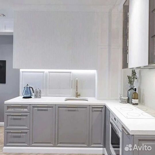 Кухонный гарнитур из массива