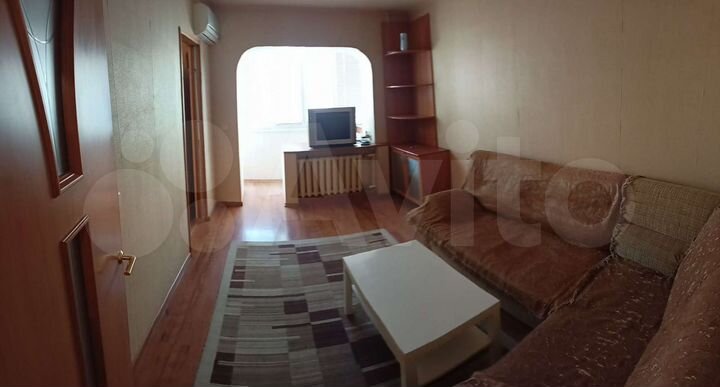 2-к. квартира, 43 м², 3/5 эт.