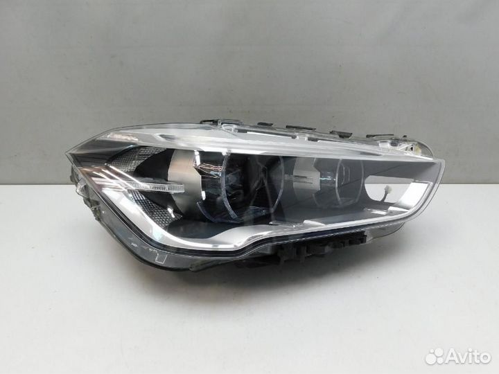 Фара правая BMW X1