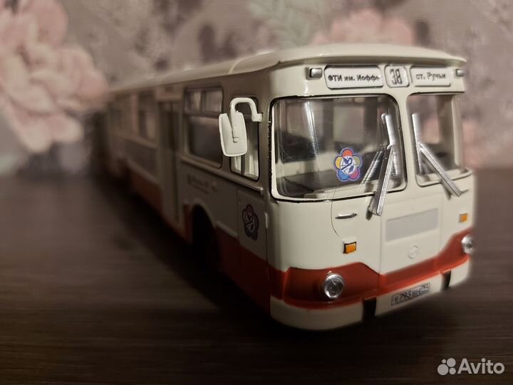 Модели автобуса лиаз-677М 1:43