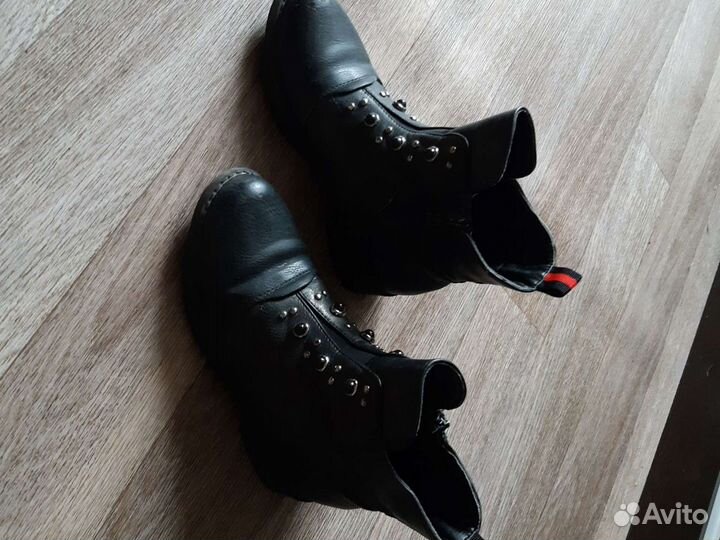 Осенние ботинки