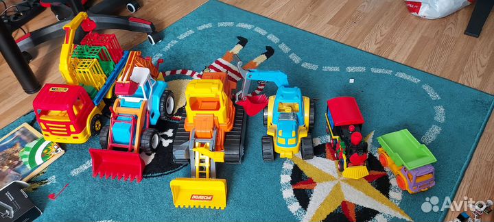 Игрушки для мальчика