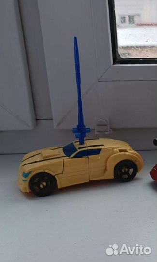 Робот трансформер hasbro оригинал
