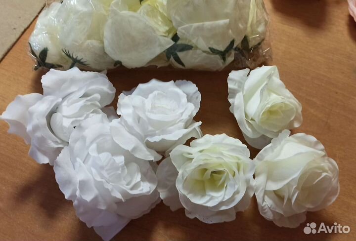 Голова розы, гортензии, герберы